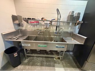 ECOLAB 4-Bin Sink/Sanitizing station