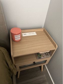 Nightstands (Set of 2)
