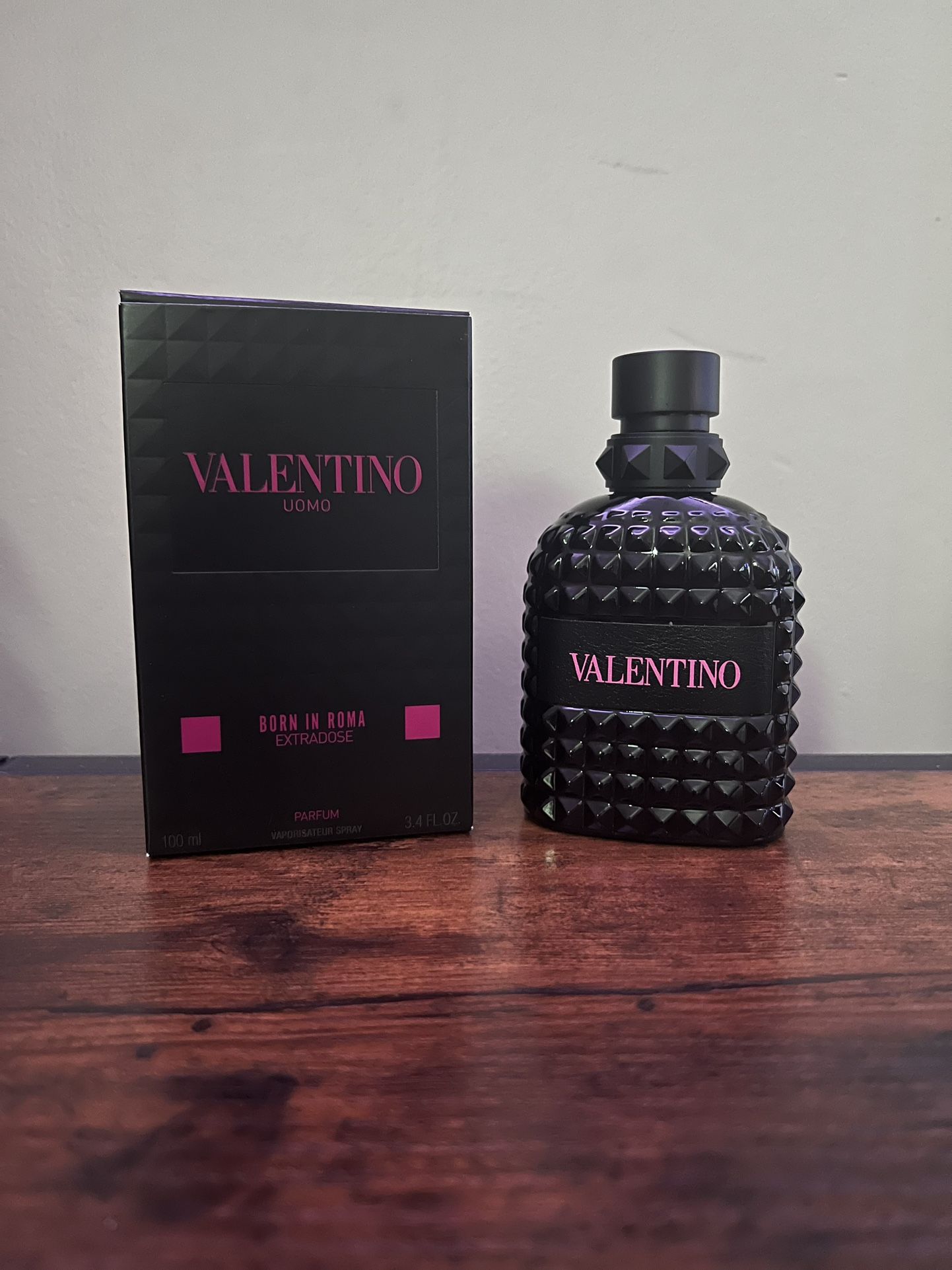 Valentino Uomo Born In Roma