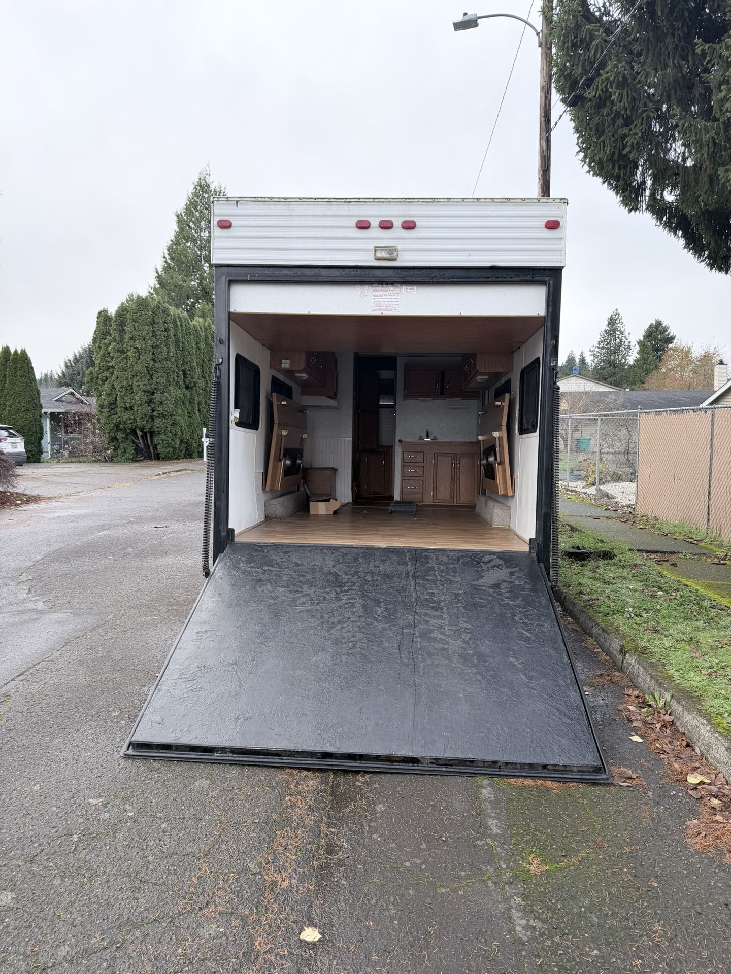 1999 Skyline nomad Tow hauler