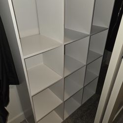 Bookshelf 