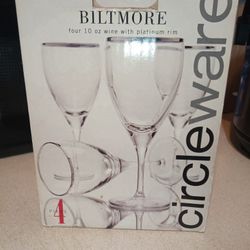 4 Piece 10 oz Wine Glasses
