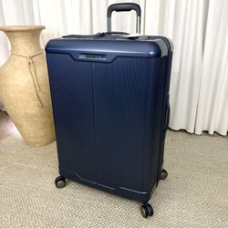 Samsonite Silhouette 17 Large Expandable Hardside Spinner Luggage 