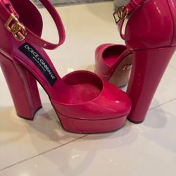 Women’s Heels  Dolce & LV 