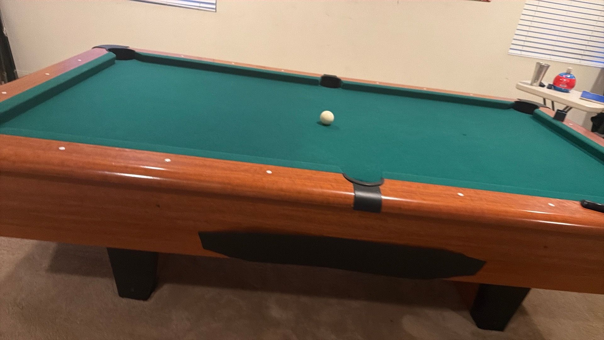 Pool table