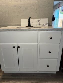 Bathroom sink