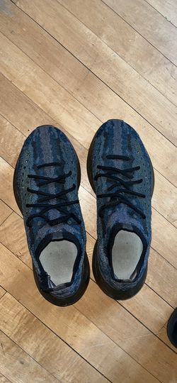 Yeezy Size 10