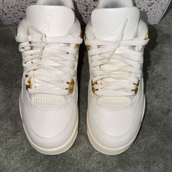 Jordan 4 ‘Metalic Gold’