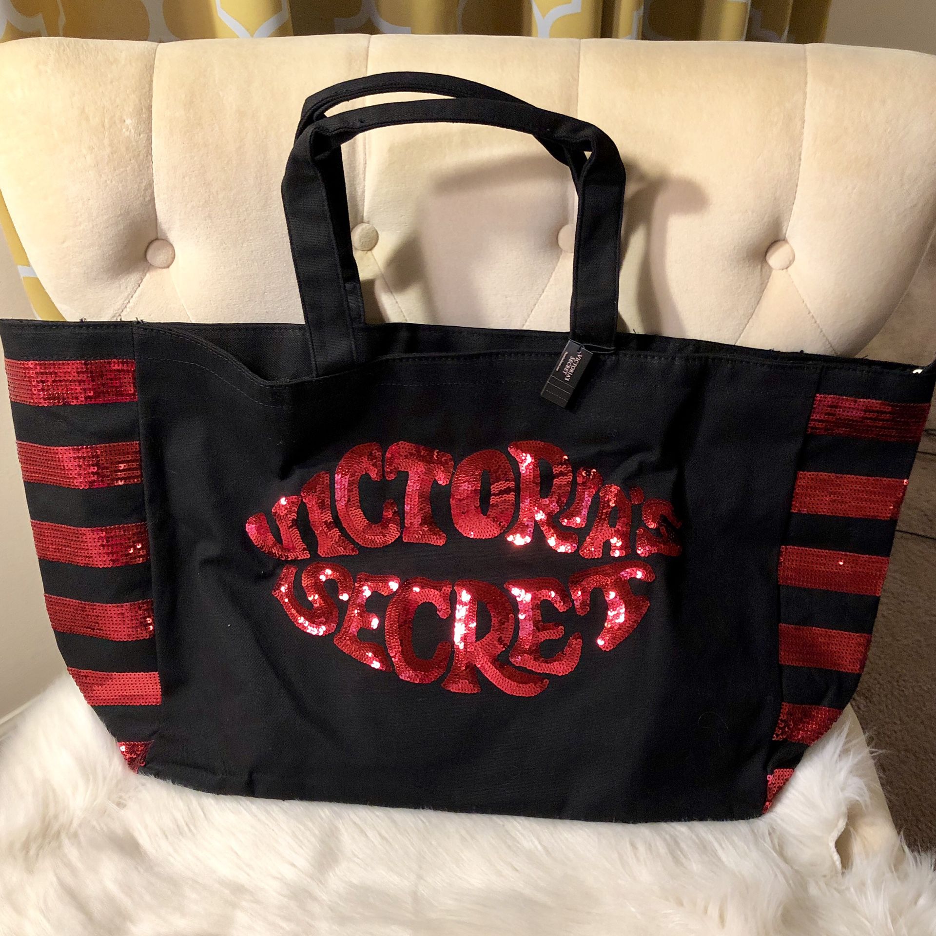 Large Victoria's Secret Sequin Lips Tote Bag for Sale in St. Louis