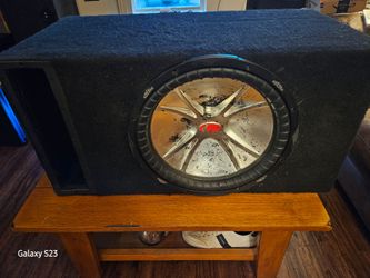 Kicker 15" dual 4 ohm w/ported box