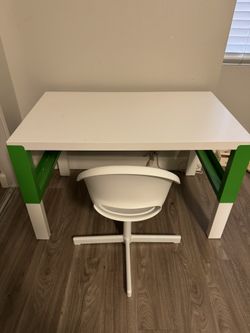 Kids Desk And Chair