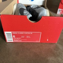 Nike Cortez