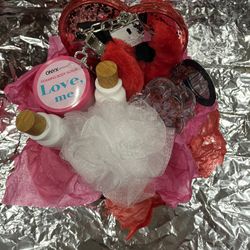 My Sweetheart Gift Basket 