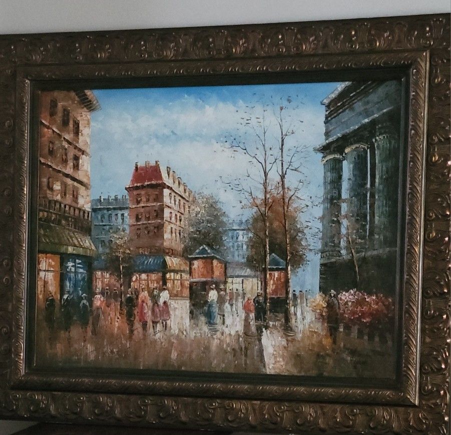 Paris Street Scene