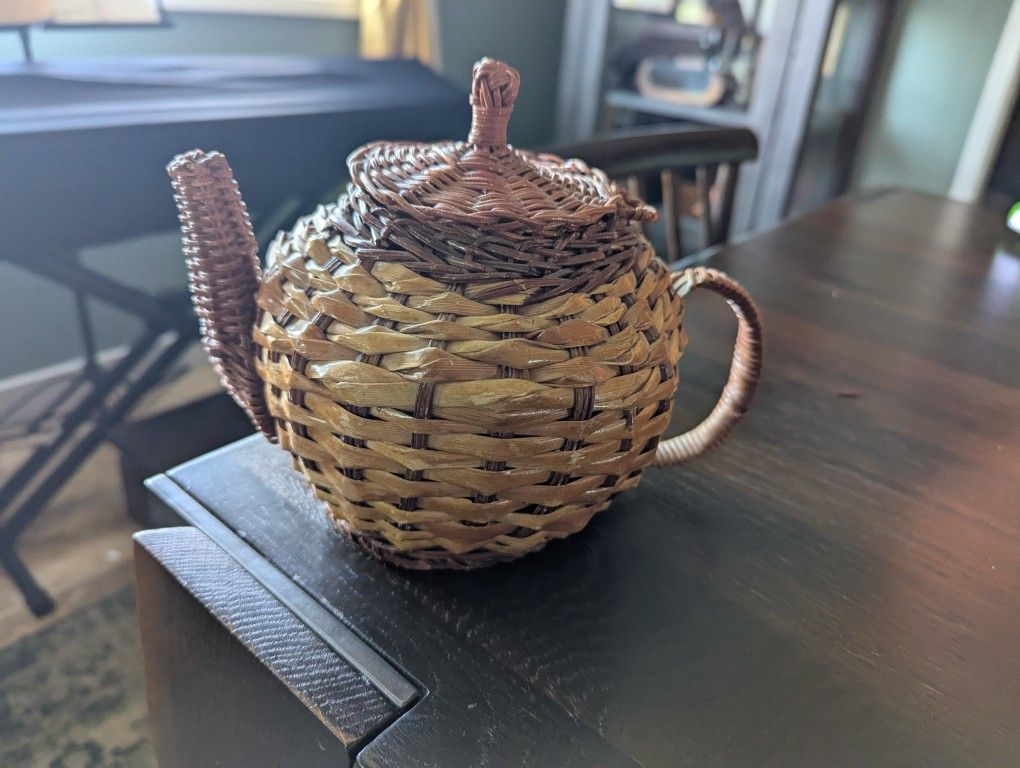 Vintage Wicker Teapot Shaped Basket