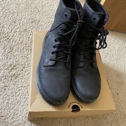 Dr.Marten Combat Boots 