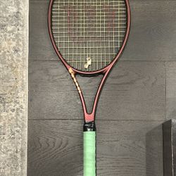 Wilson Pro Staff 97 V14 Tennis Racket