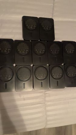 iPhone magnetic portable charger