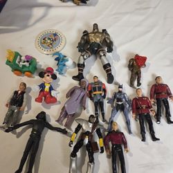 Vintage Auction Figures!