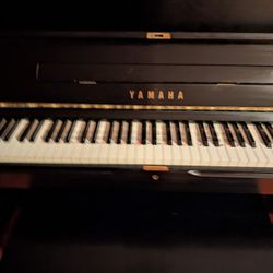 U1. Yamaha Professional piano