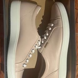 Brand New ECCO Soft 7 Rose Dust Leather Sneakers – Size 8.5