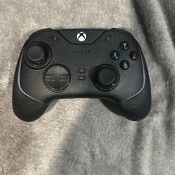 Razer Wolverine V2
