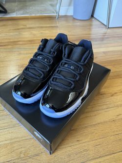 Air Jordan 11 Low Space Jam