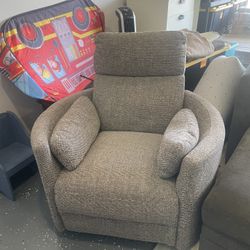 Swivel Rocker Recliner