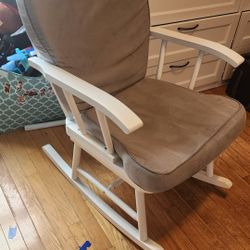 Rocking Chair 