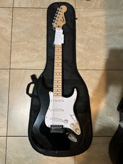 squier sonic stratocaster bundle