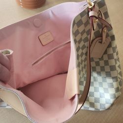 Louis Vuitton Purse