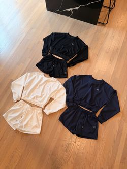Alo crew neck and shorts sets