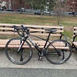 Giant Defy 5 – XS Size 🚴‍♂️