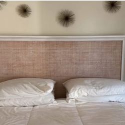 QUEEN WHITE RATTAN COASTAL BED