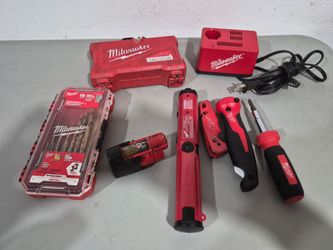 VENDO TODAS ESTAS HERAMIENTAS MILWAUKEE