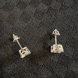 Two Carats Stud Earrings