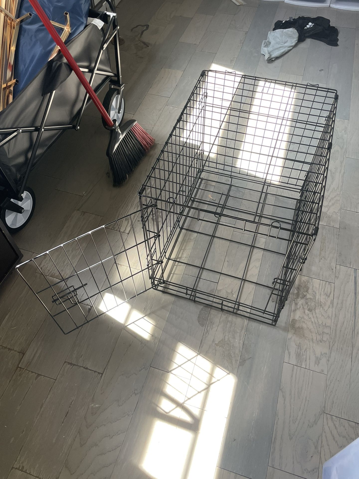 Dog Cage 21x24x18
