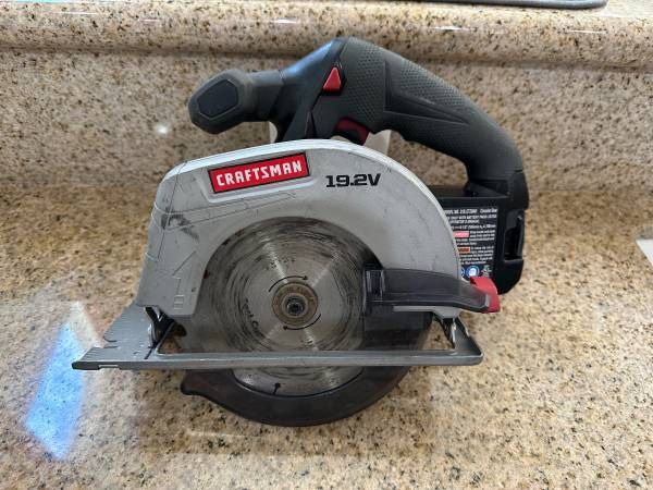 CRAFTSMAN Cordless C3 315.CT2040 6 1/2" Circular Saw 19.2V Tool