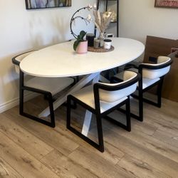 Modern Oval Dining Table Set – Wood Top with 4 Leather & Wood Chairs