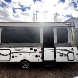 Flagstaff Pop-Up Trailer