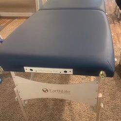 Earthlite Harmony DX Massage Table 