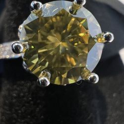 ✨ 3 Carat Moissanite Flower Basket Ring  ✨