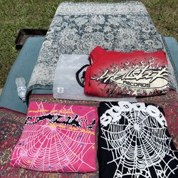 Hoodies 