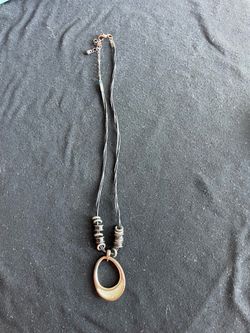 Circular Pendant Necklace