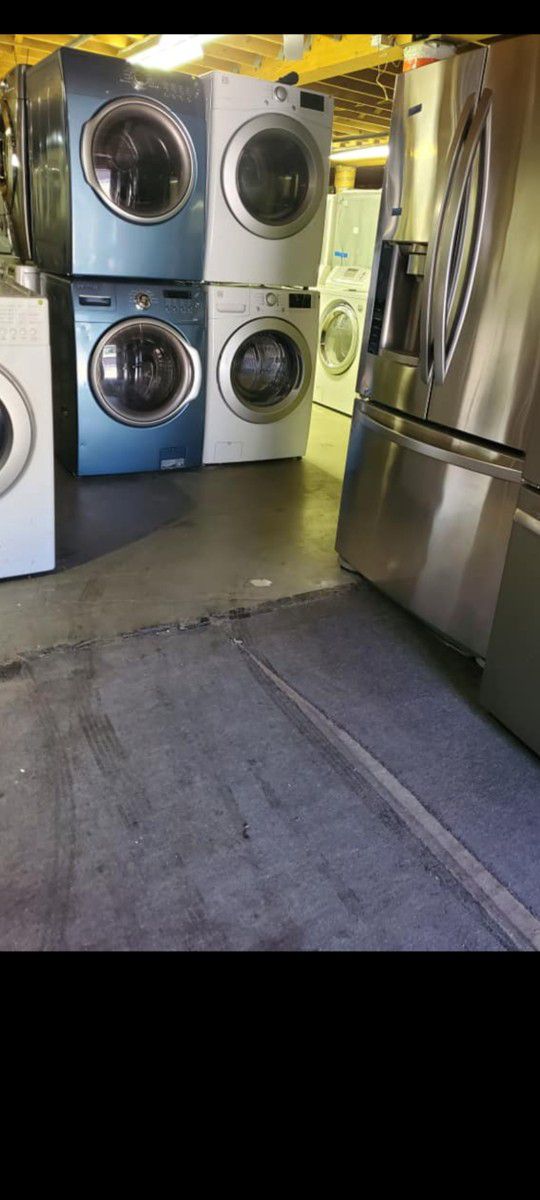 *Refurbished appliances that are available include: washers, dryers, all styles of refrigerators, ranges, and freezers.
Refurbished Appliance warranty