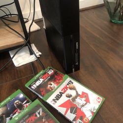 Xbox One With Cooling Fan, Games & More Extras