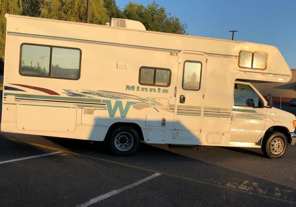 Air Conditioning 2001 WINNEBAGO MINNIE