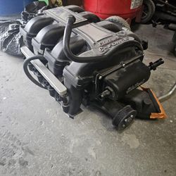 Supercharge Ford Motor 4.6 V8