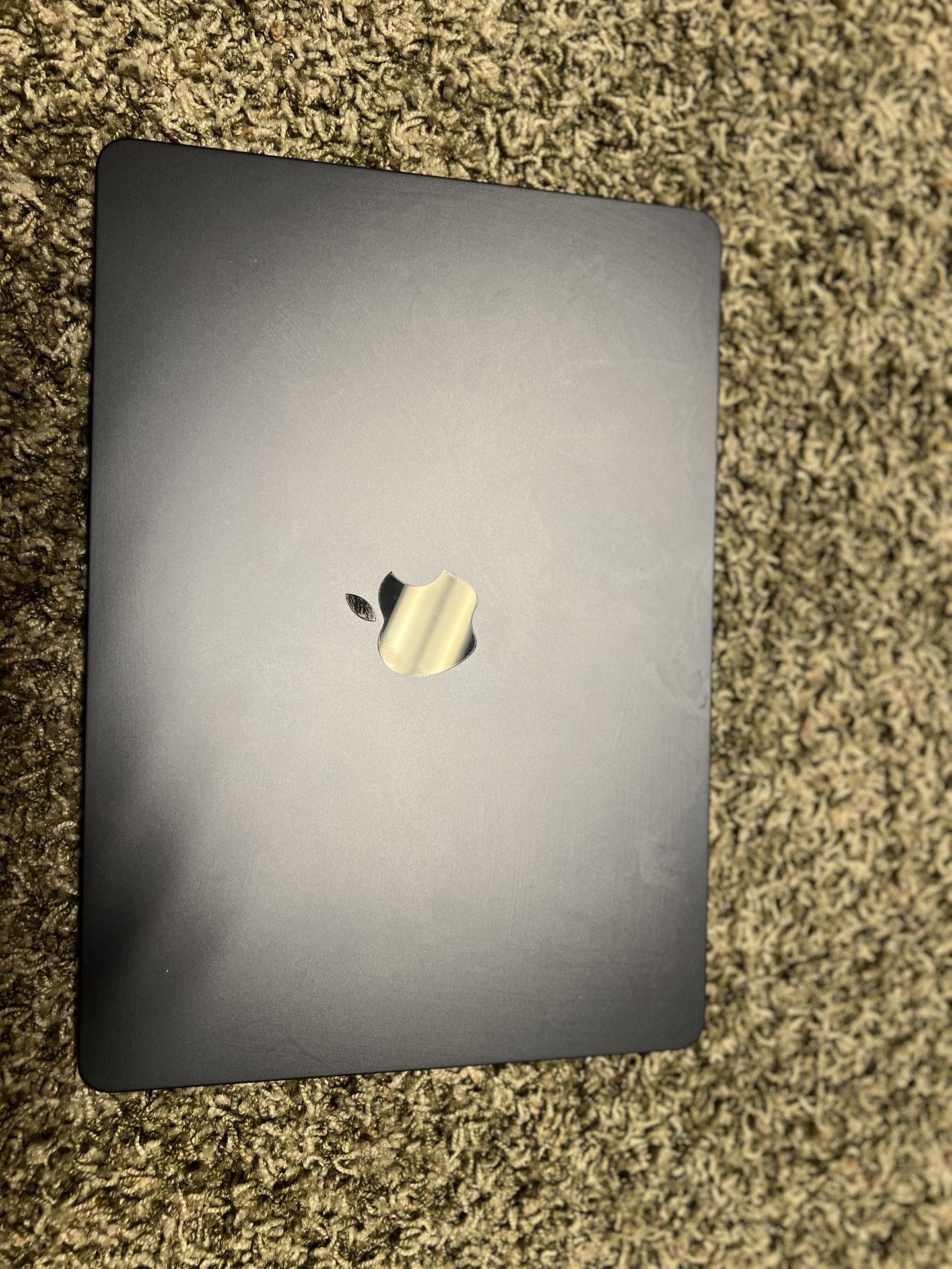 M2 MacBook Air 13 Inch 24G + 2Tb