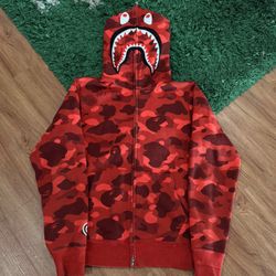 BAPE Shark Full Zip Hoodie – Red Camo – Medium – PreOwned